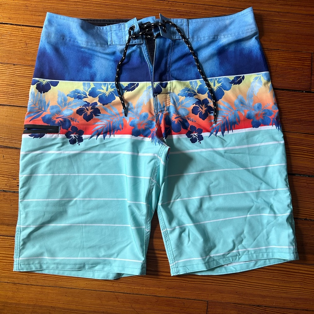 Stylish Blue Floral Men's Swim Shorts